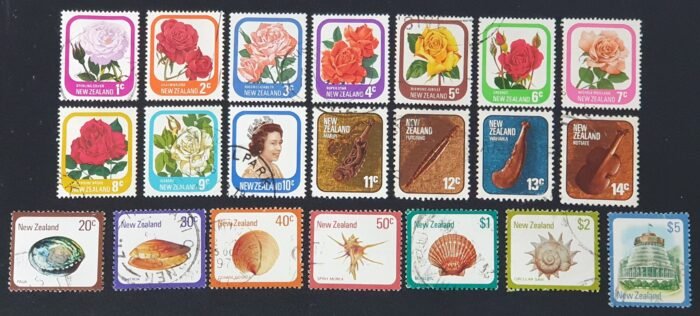 New Zealand 1975-81 'Definitives' SG 1086-1104 used stamps